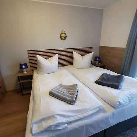 Apartment Am *